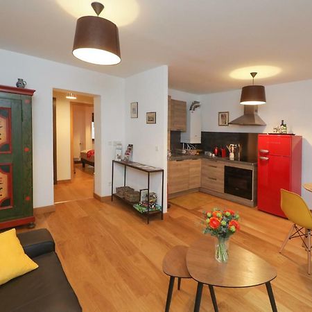 Au Buisson De Roses Apartman Colmar Kültér fotó